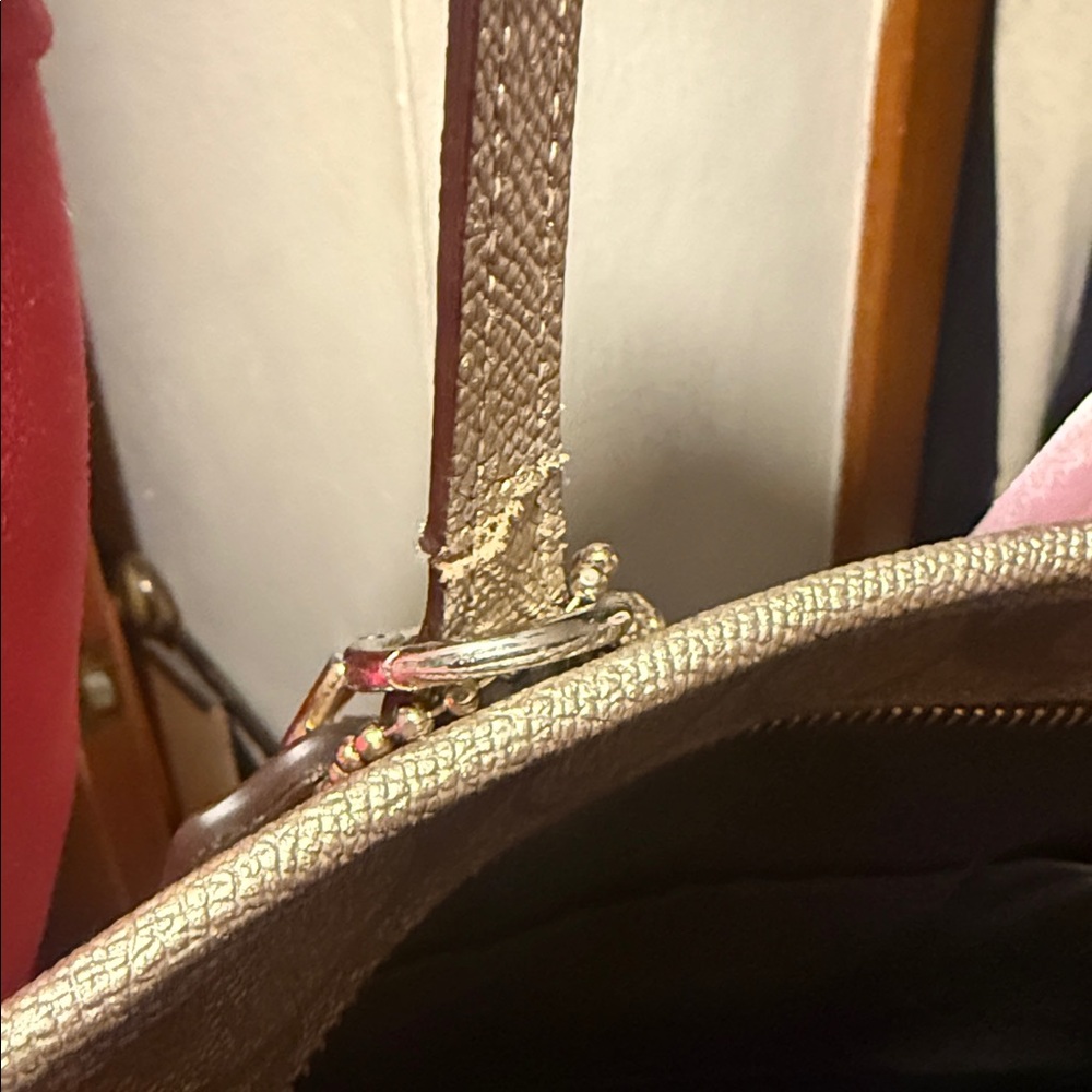 Coach Tan Signature Tote with Pink Scarf n bling chain - Picture 10 of 16